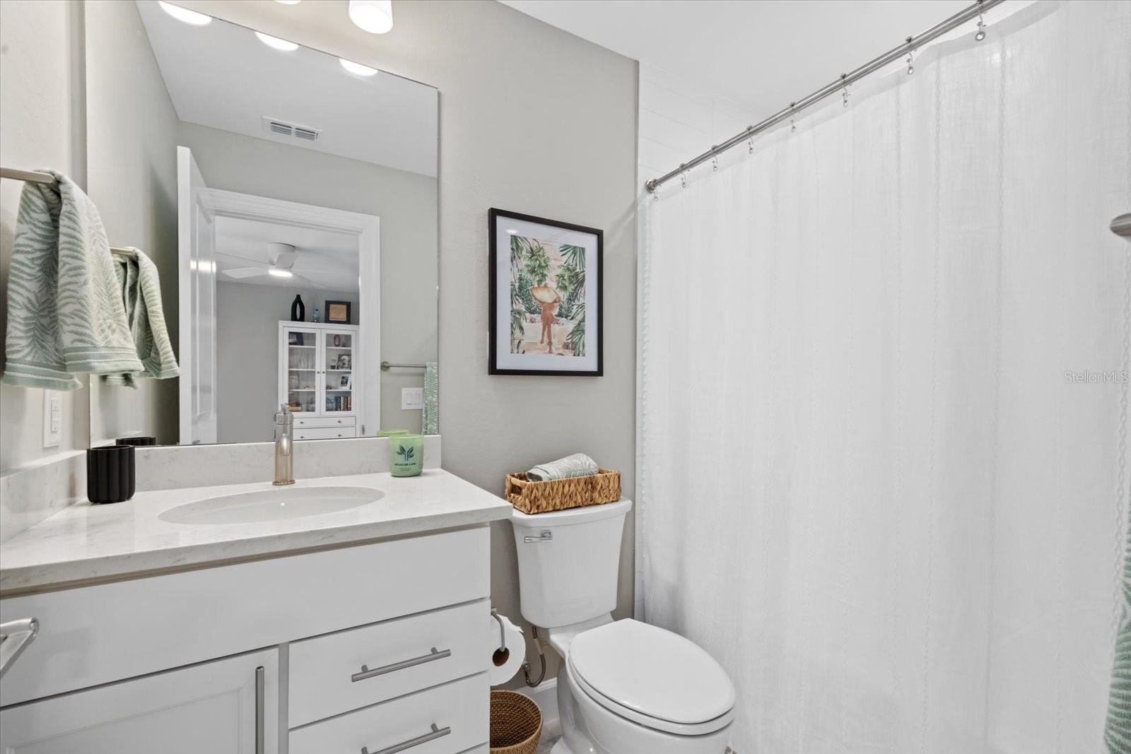 SAPPHIRE POINT PH IVA & IVB - Residential