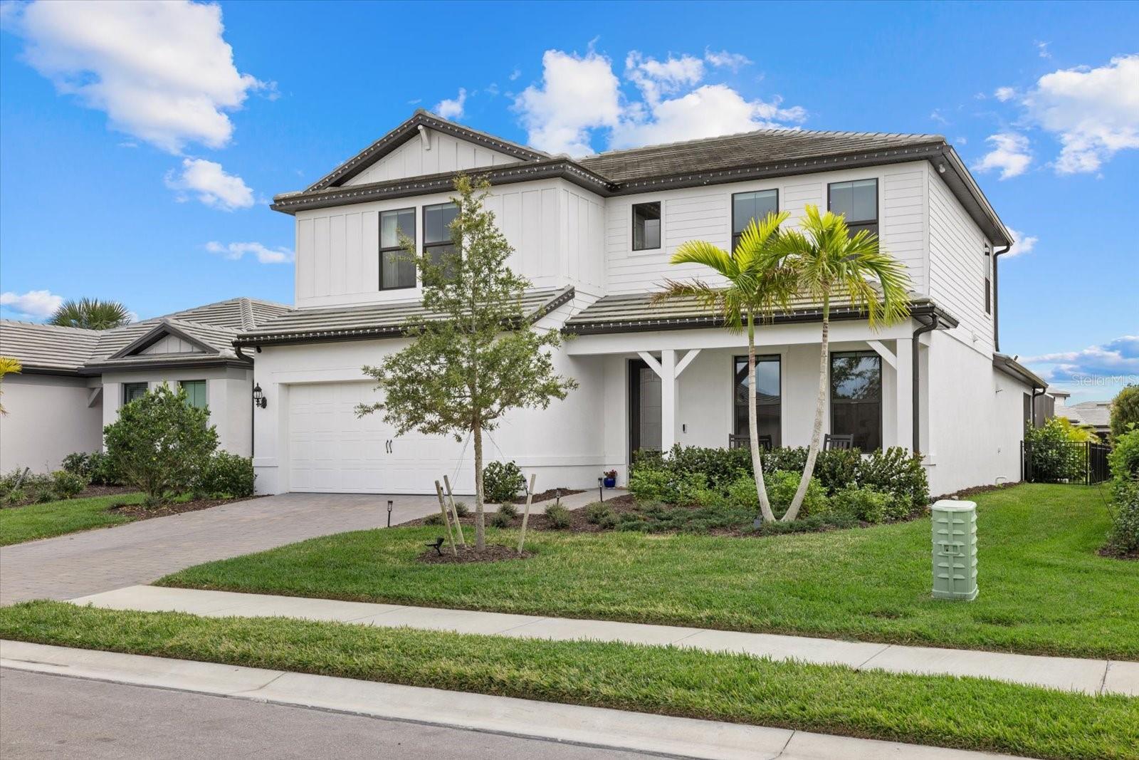 SAPPHIRE POINT PH IVA & IVB - Residential