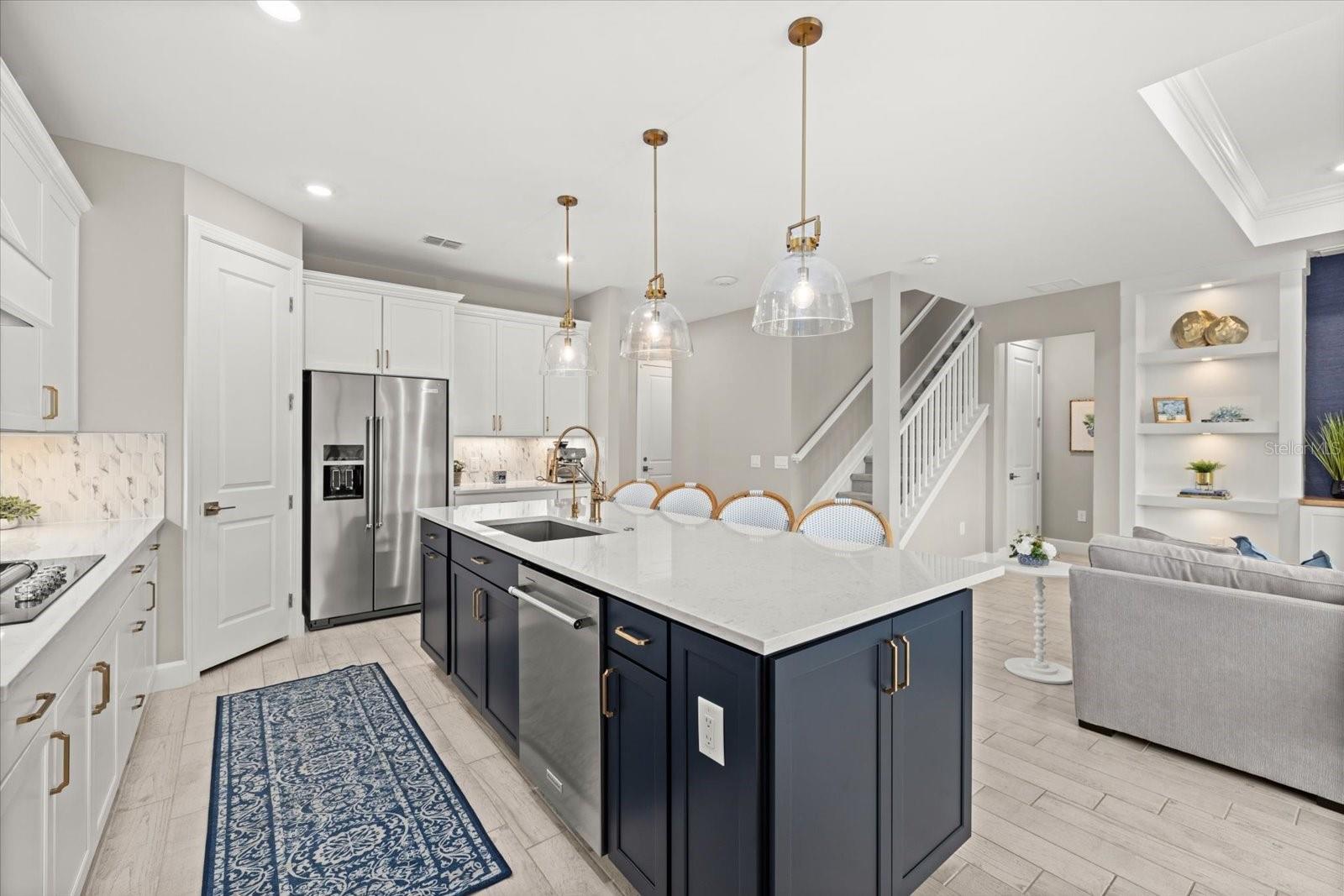 SAPPHIRE POINT PH IVA & IVB - Residential