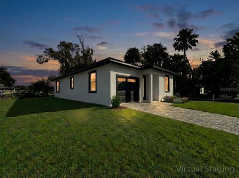 Photo of 909 Pecan Avenue, Sanford, FL 32771 (MLS # O6385941)