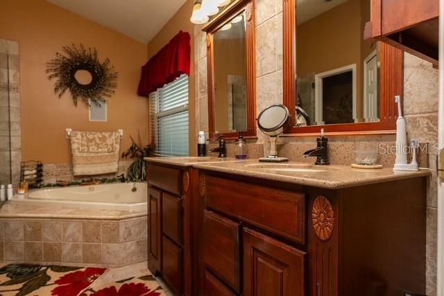 RIVER CROSSING - Residential