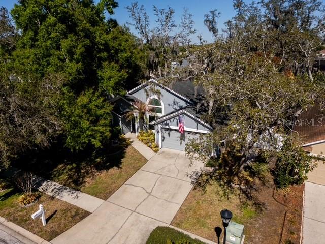 RIVER CROSSING - Residential