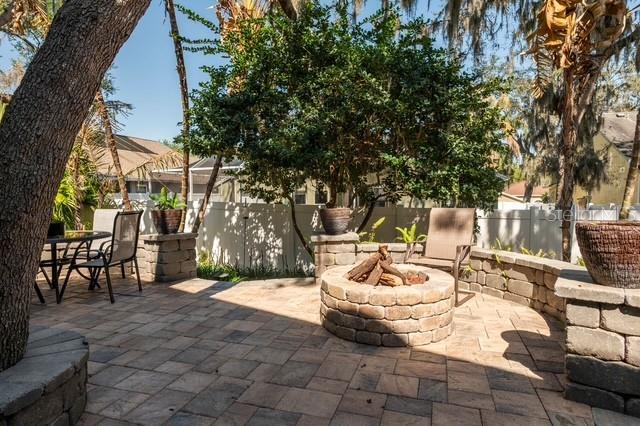 RIVER CROSSING - Residential