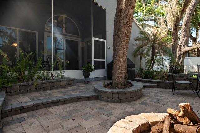 RIVER CROSSING - Residential