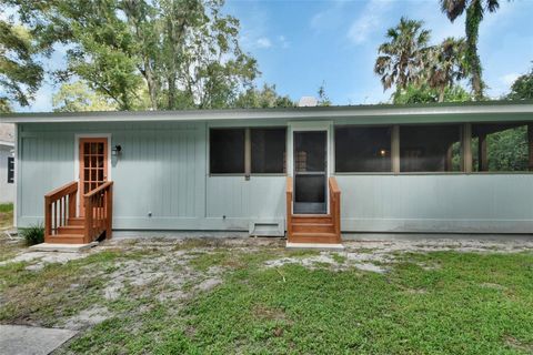 A home in DELAND