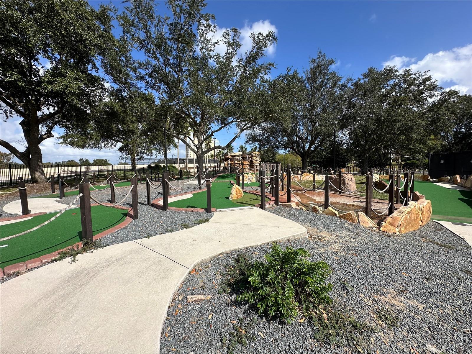 REUNION WEST VLGS NORTH - Residential