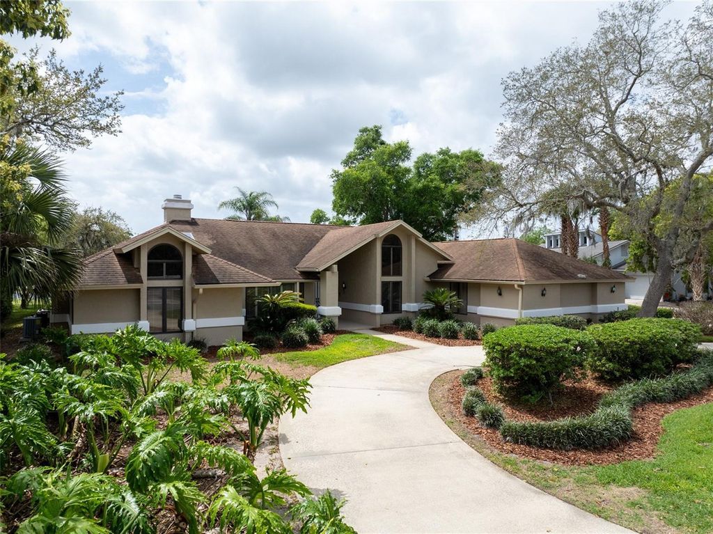 Photo of 828 Sawgrass Lane, New Smyrna Beach, FL 32168 (MLS # NS1087720)