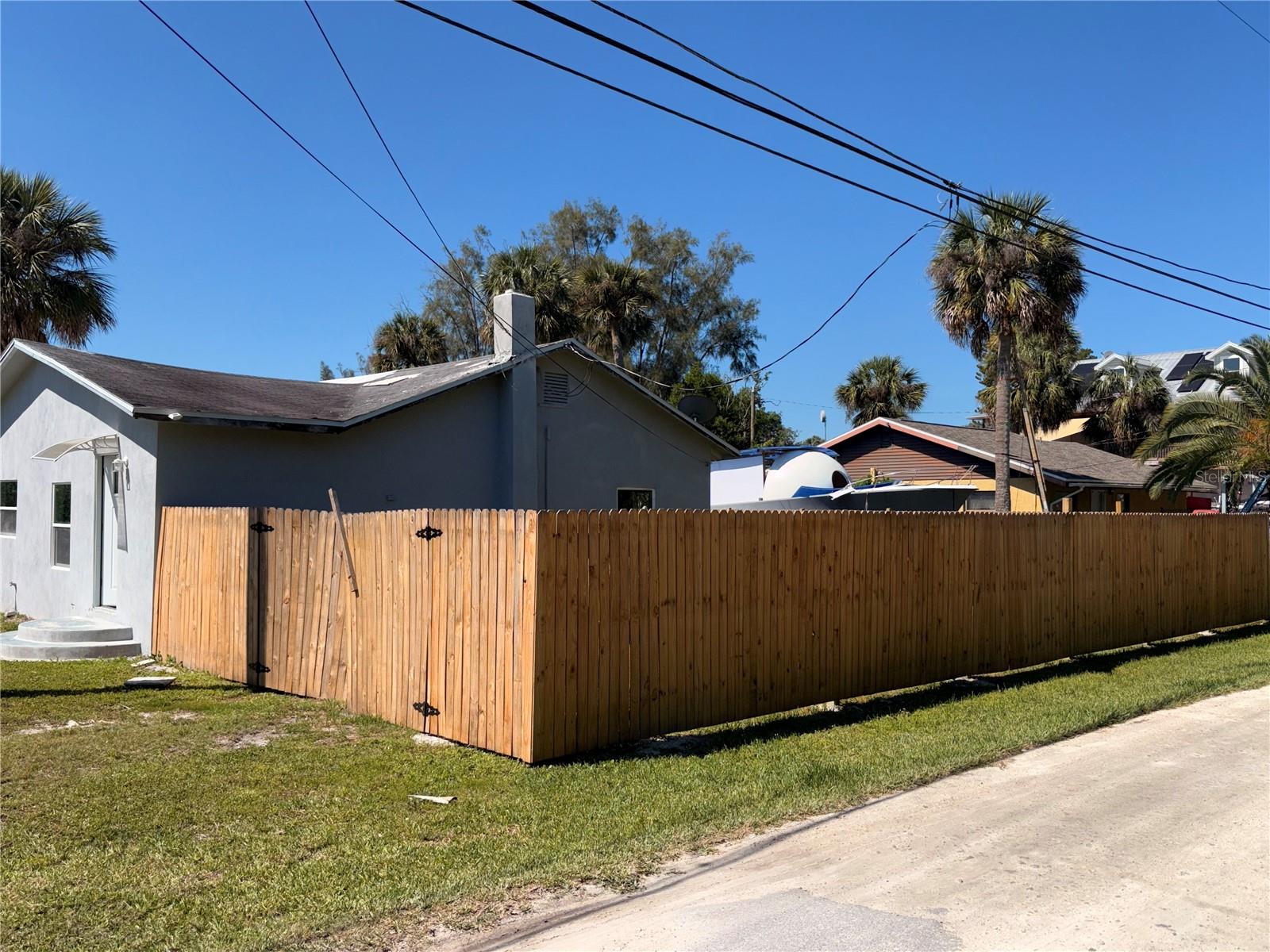 BAYOU VIEW - Residential