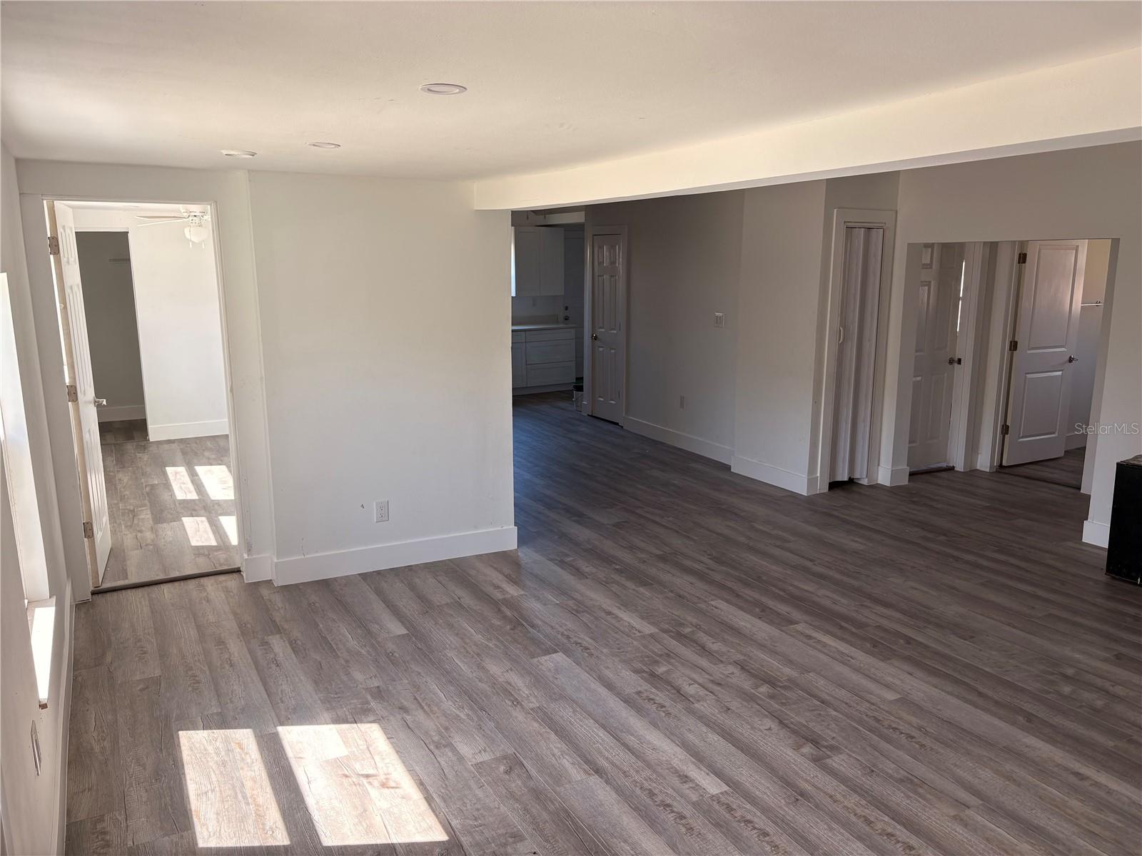 BAYOU VIEW - Residential