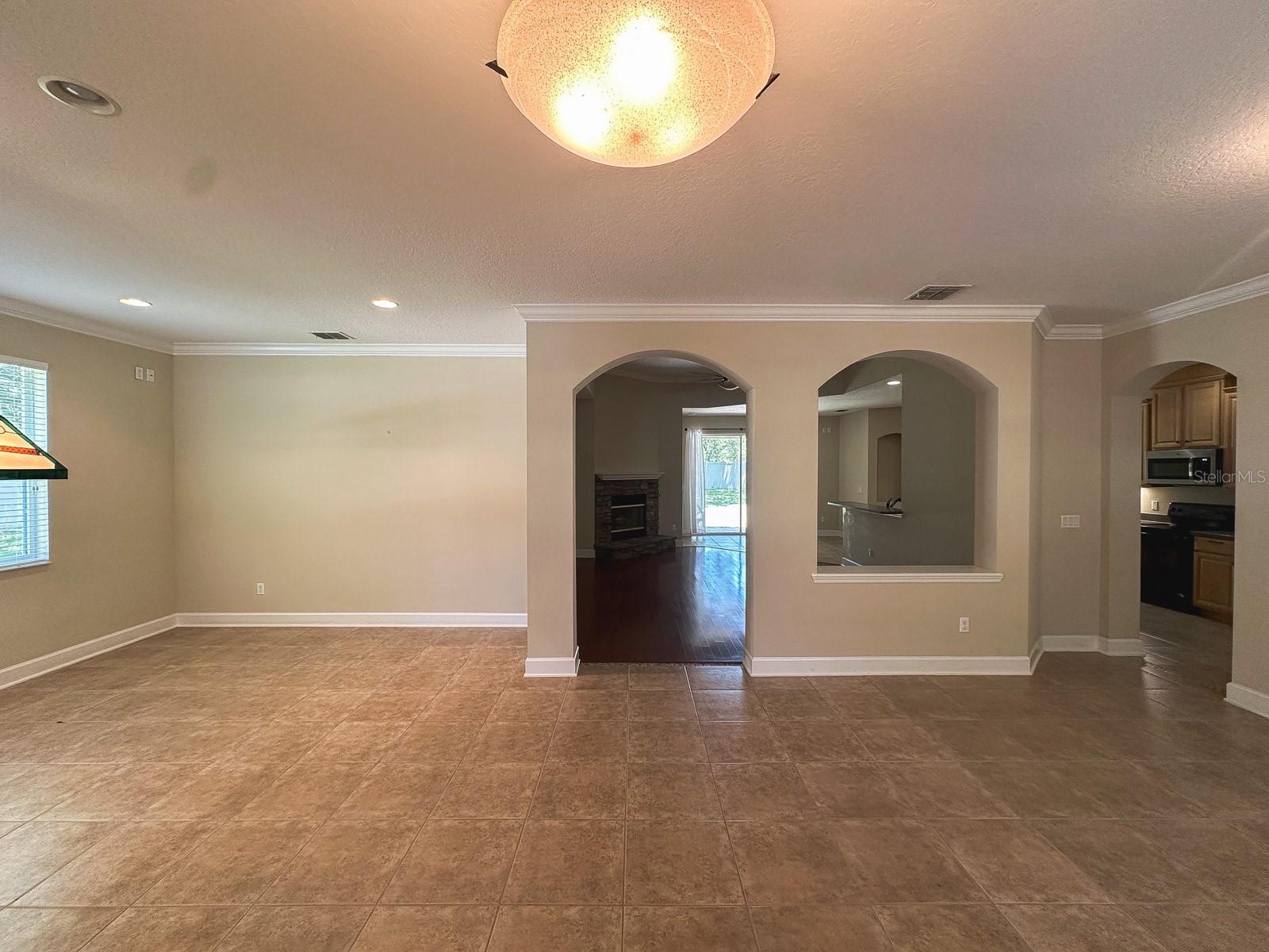 2585 WOODSIDE RIDGE DRIVE