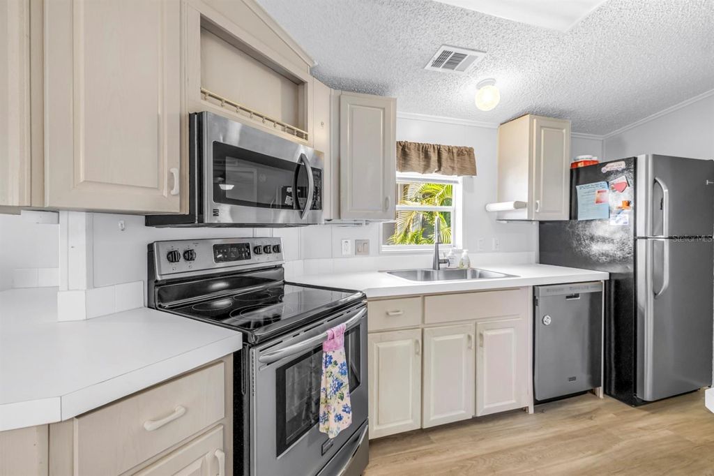 Photo of 7225 Mount Fairfield Road NE #541, St Petersburg, FL 33702 (MLS # TB8503602)