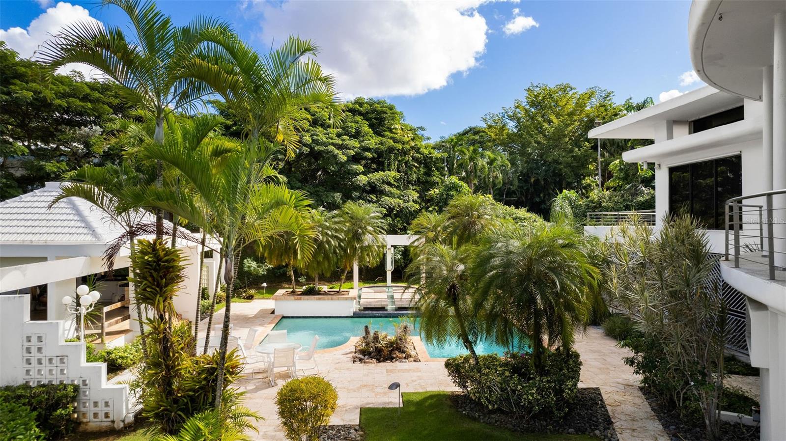 URB. SANTA MARIA - Residential