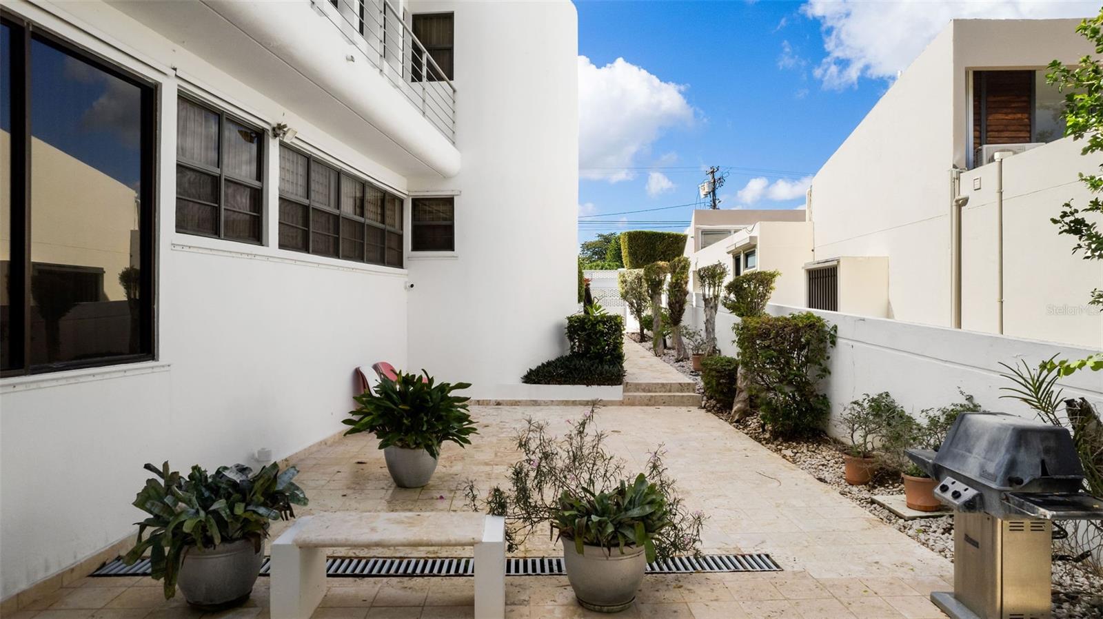 URB. SANTA MARIA - Residential