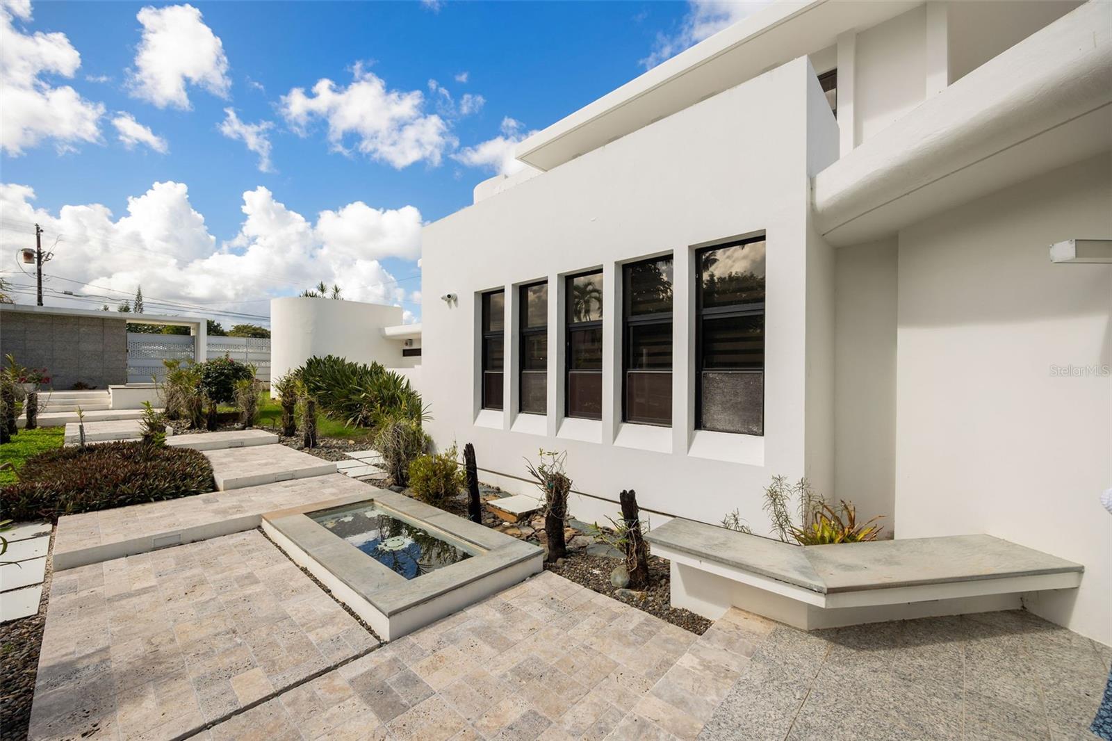 URB. SANTA MARIA - Residential