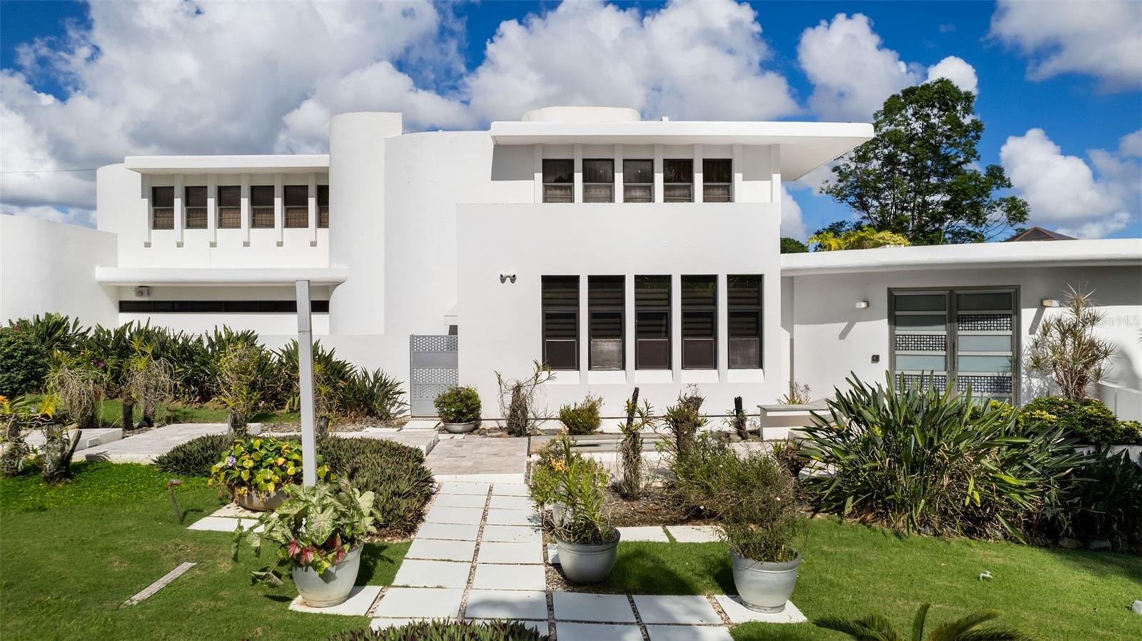 URB. SANTA MARIA - Residential