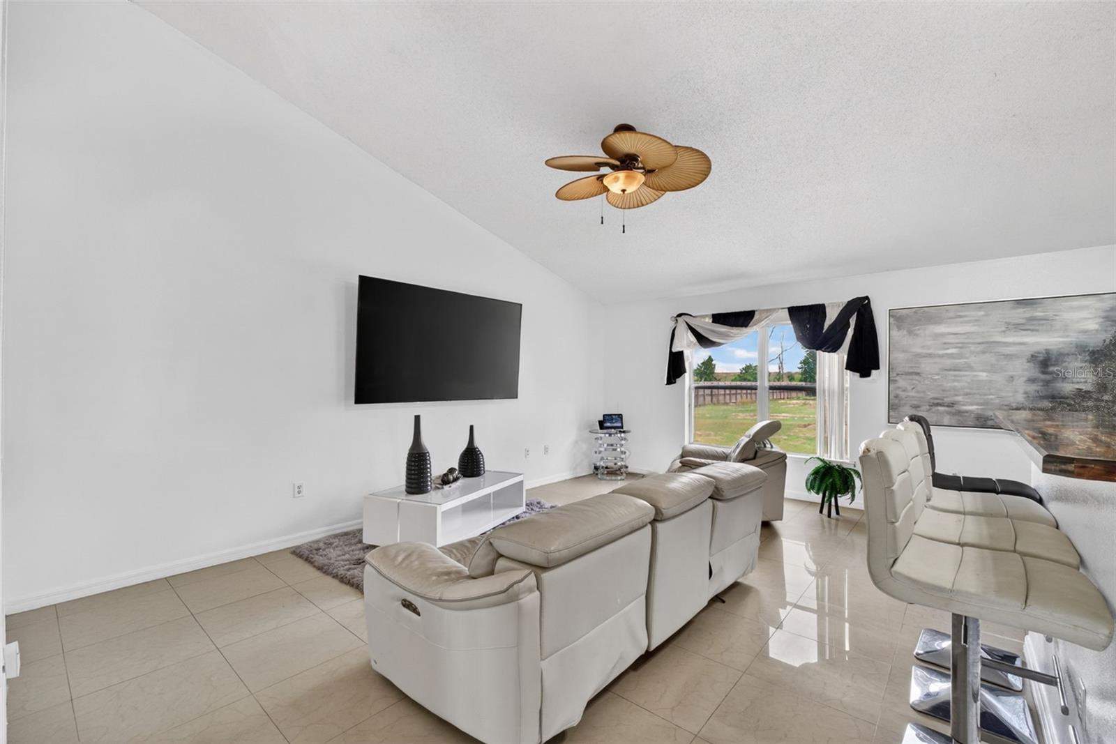 RIDGE ACRES PH 02 - Residential