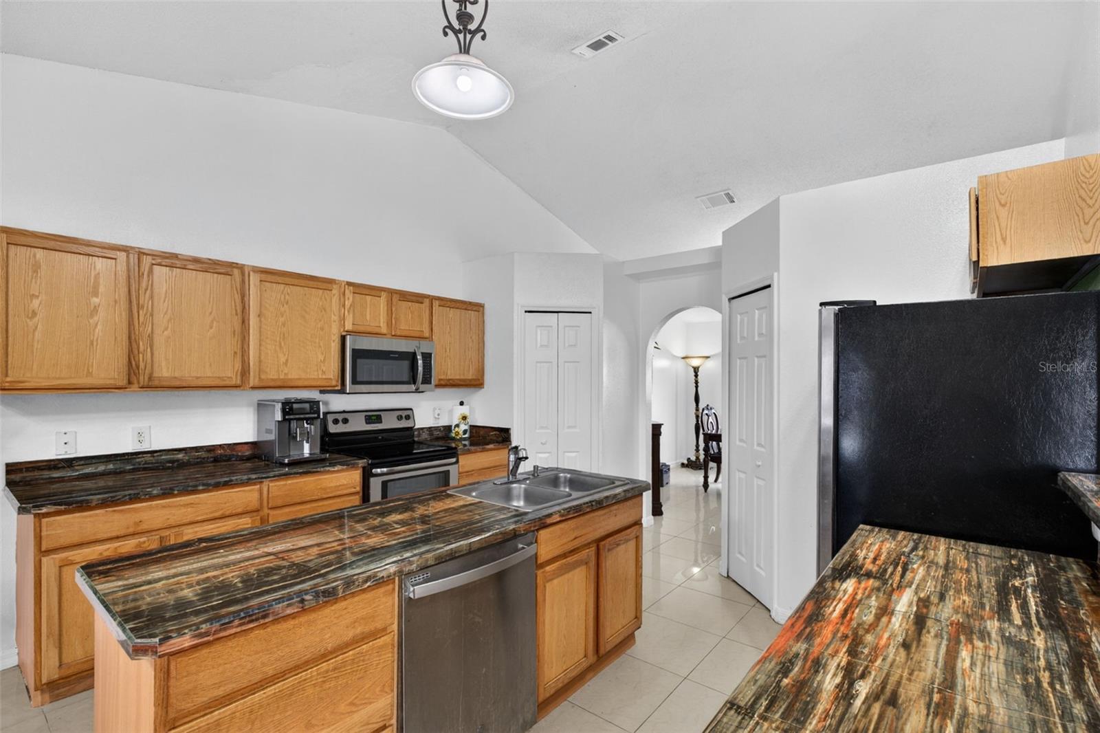 RIDGE ACRES PH 02 - Residential