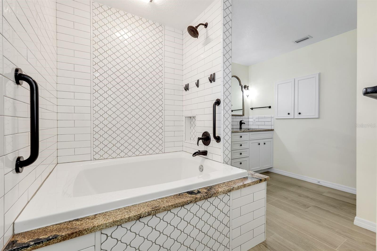 PUNTA GORDA ISLES SEC 04 - Residential