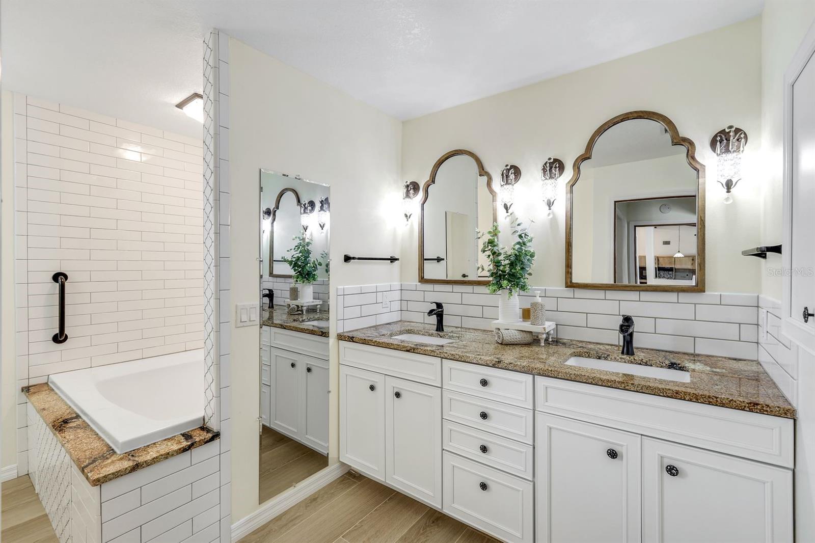 PUNTA GORDA ISLES SEC 04 - Residential