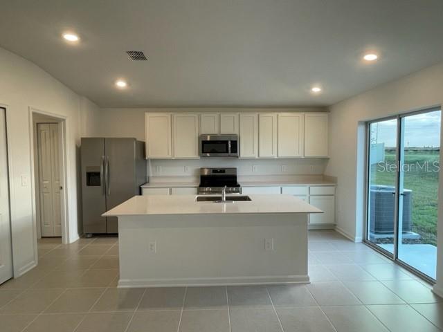 HAMILTON BLUFF SUBDIVISION PHASES 1 & 2 - Residential Lease