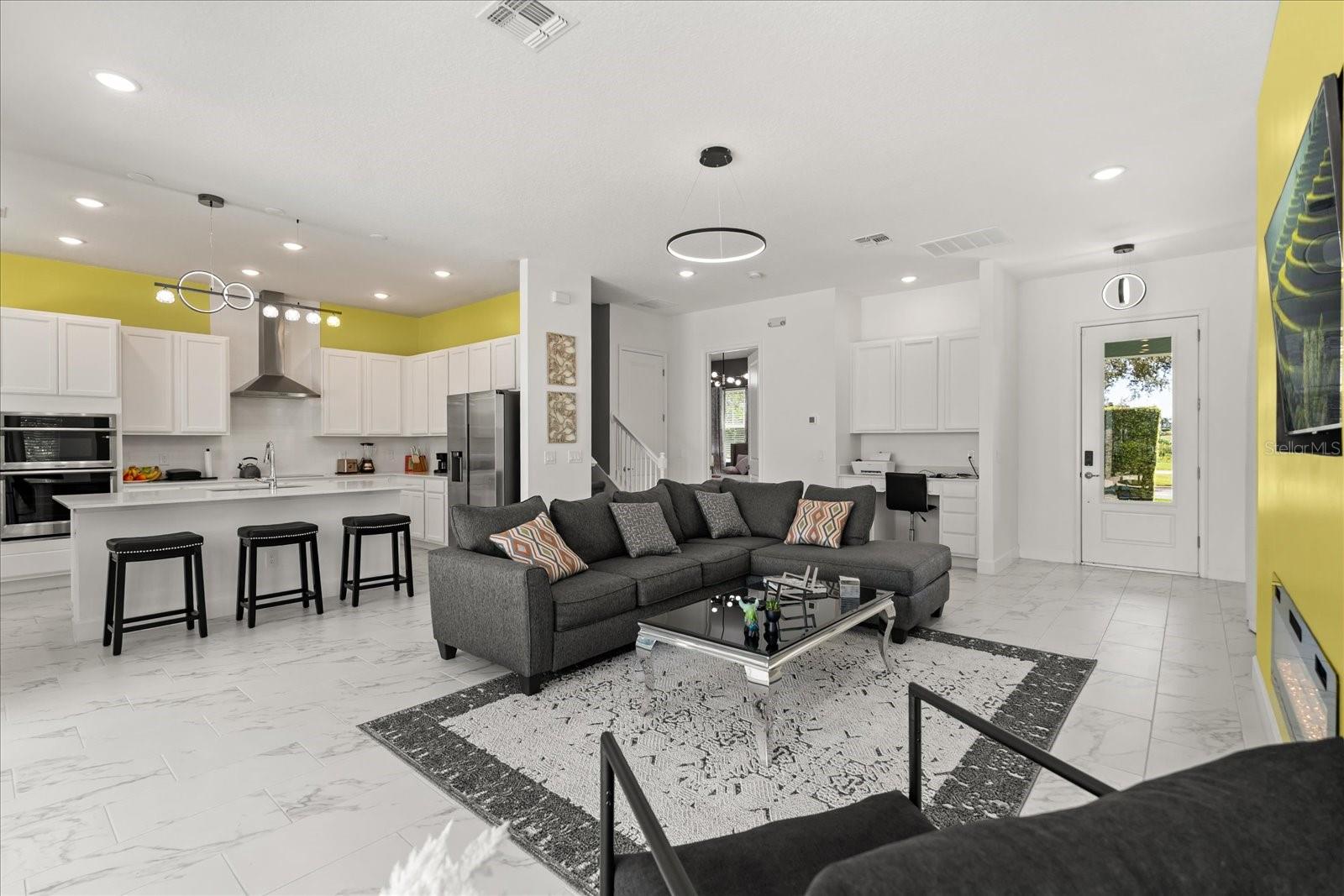 REUNION PH 2 PRCL 3 - Residential Lease