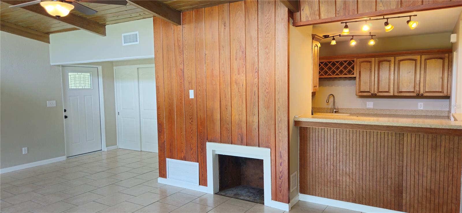 HOWEY EMERY HEIGHTS - Residential