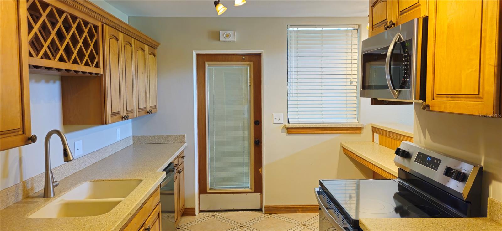 HOWEY EMERY HEIGHTS - Residential