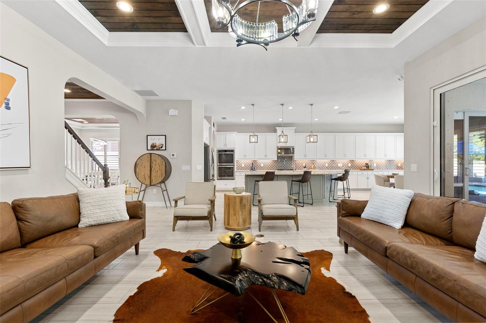PROMENADE AT LAKE PARK PH - Residential