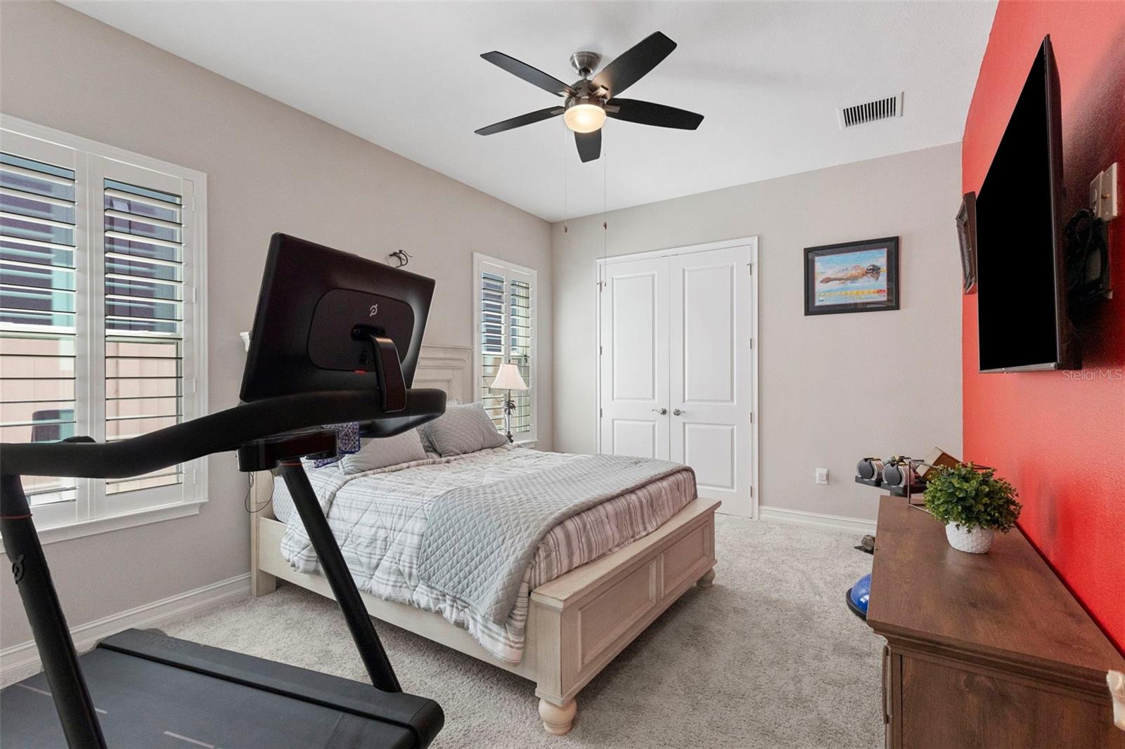 PROMENADE AT LAKE PARK PH - Residential