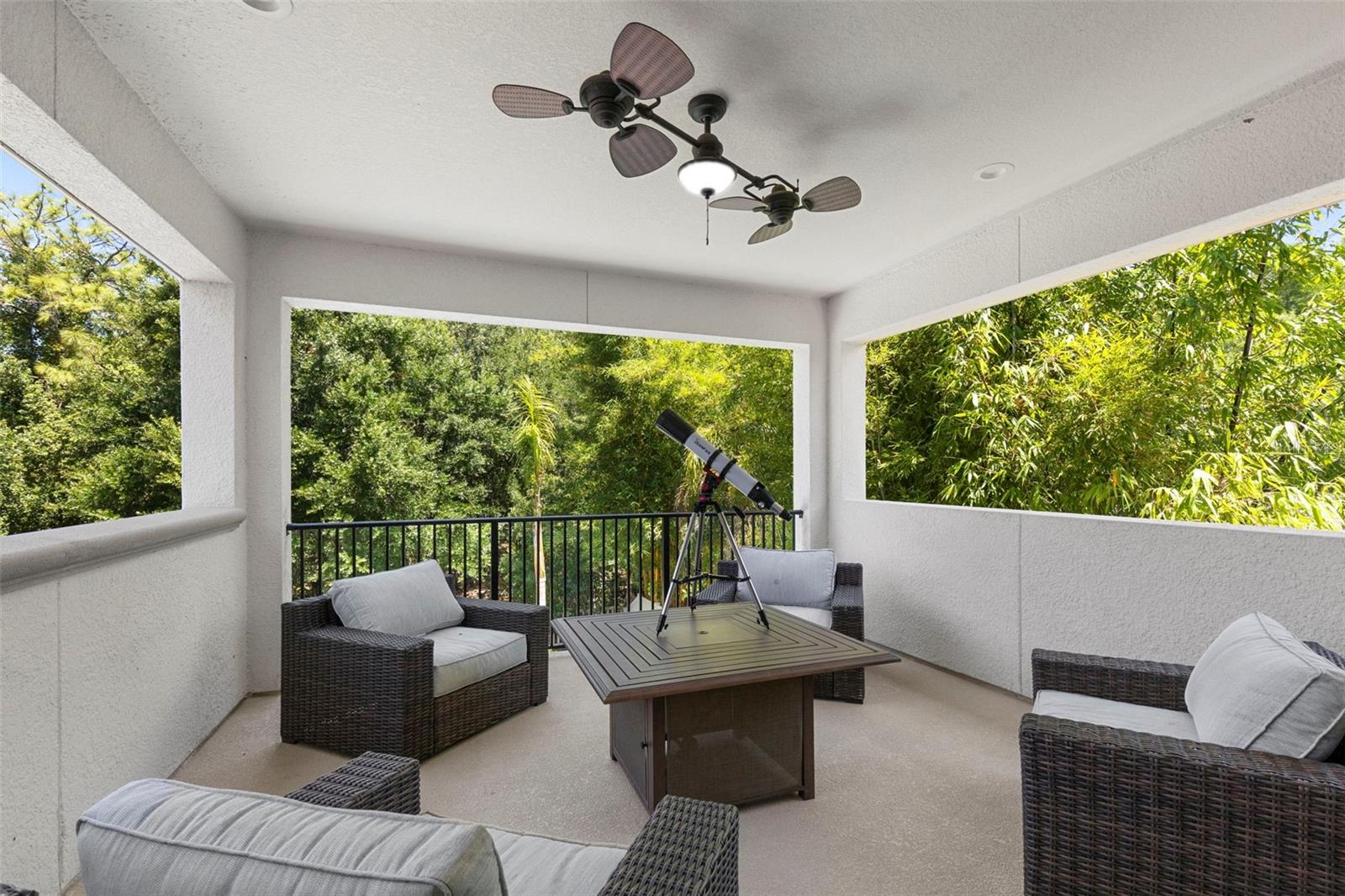 PROMENADE AT LAKE PARK PH - Residential