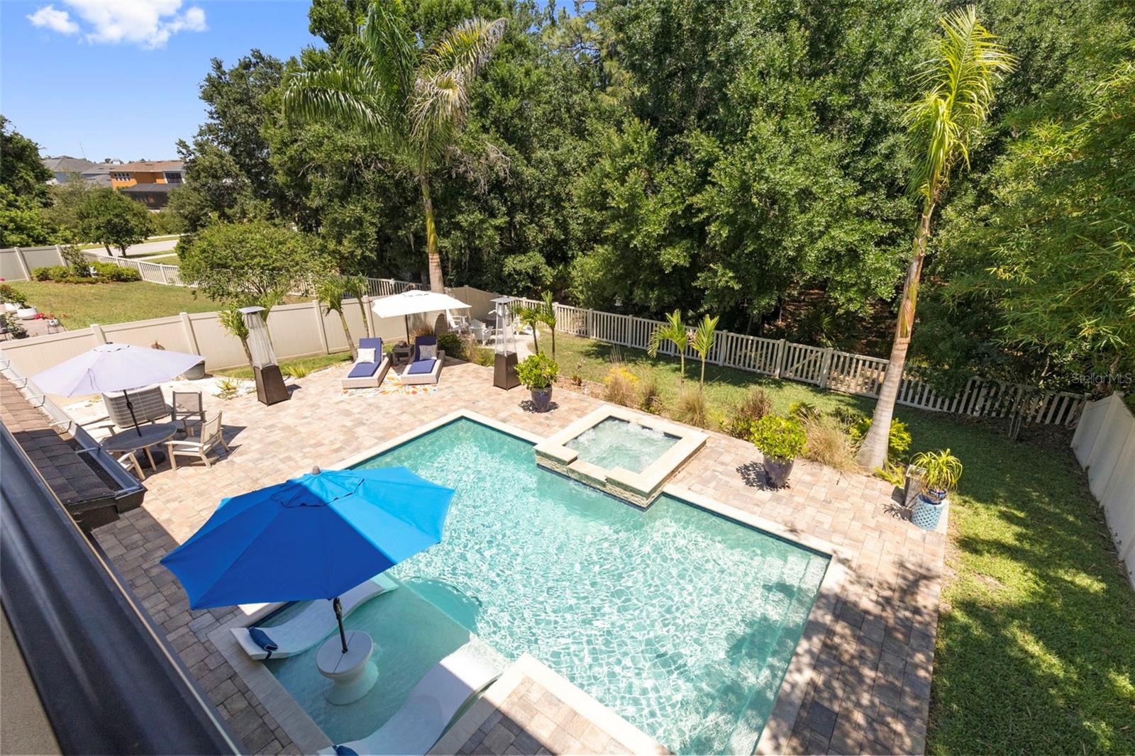 PROMENADE AT LAKE PARK PH - Residential