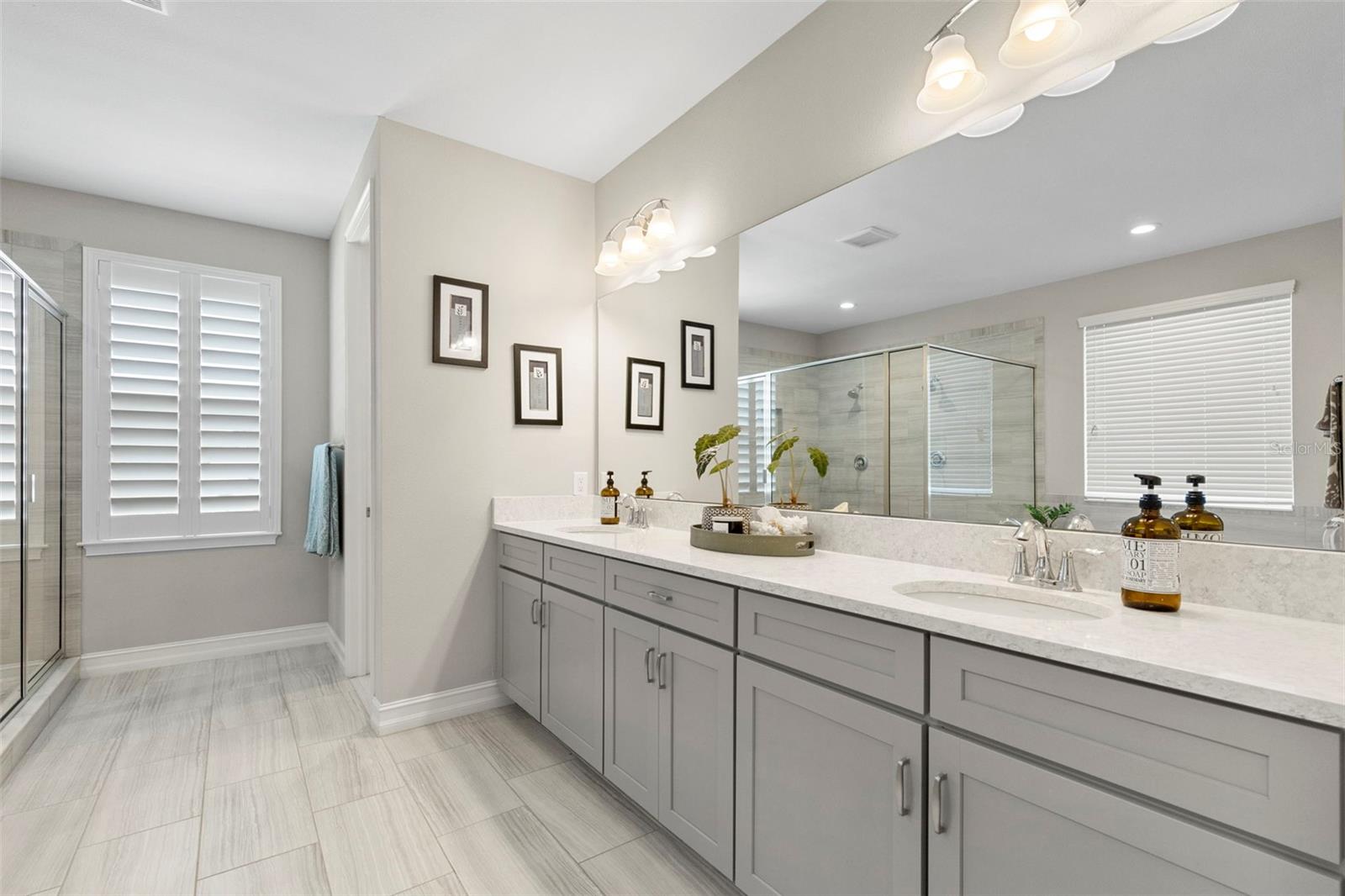 PROMENADE AT LAKE PARK PH - Residential
