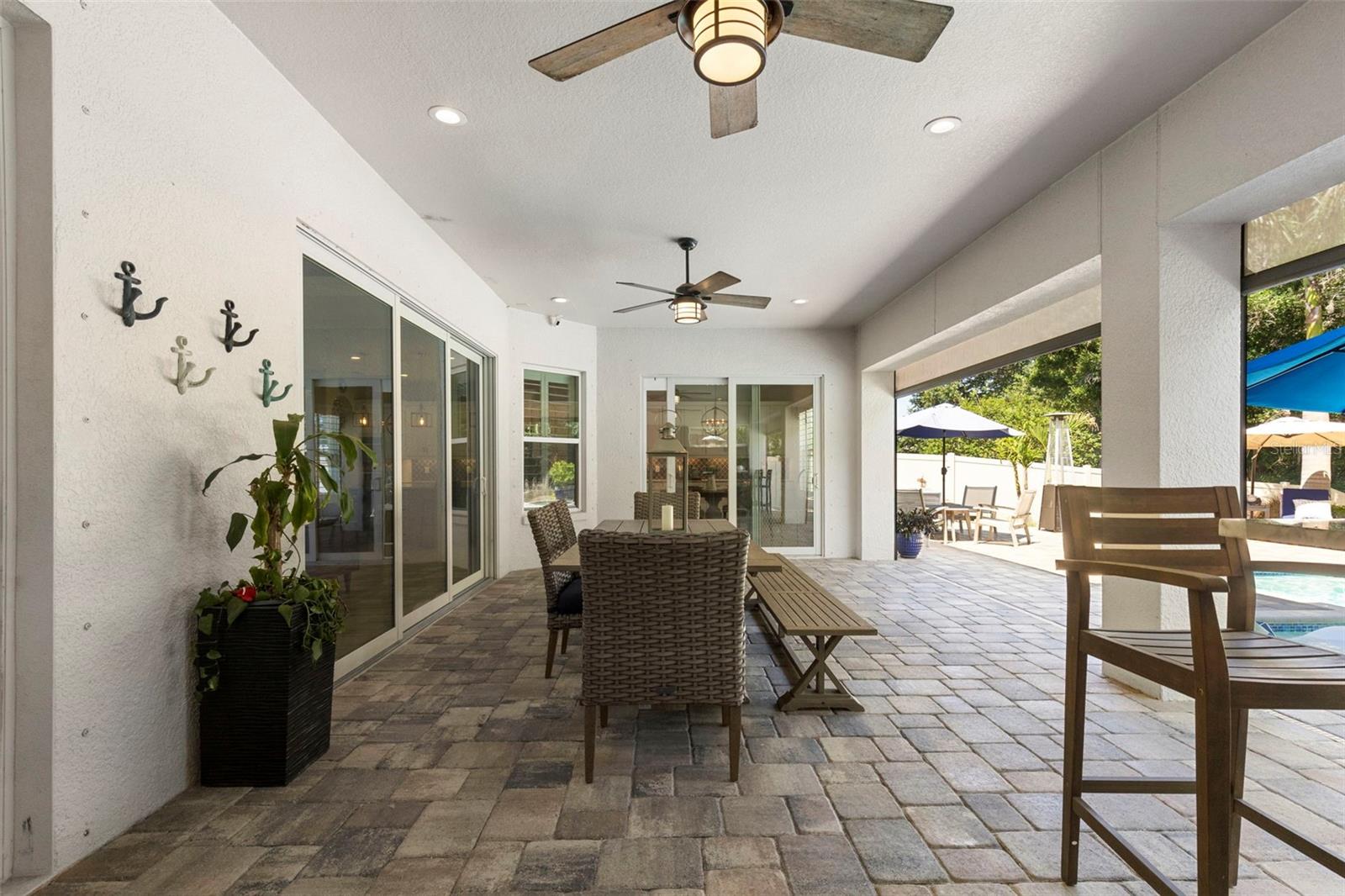 PROMENADE AT LAKE PARK PH - Residential