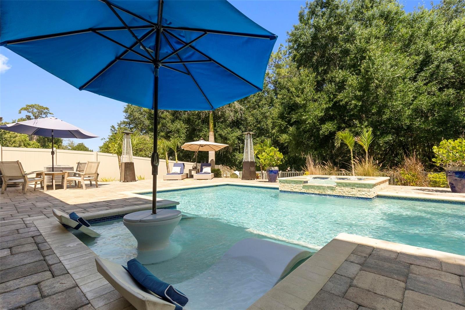 PROMENADE AT LAKE PARK PH - Residential