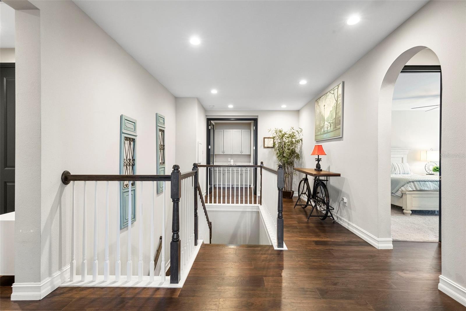 PROMENADE AT LAKE PARK PH - Residential
