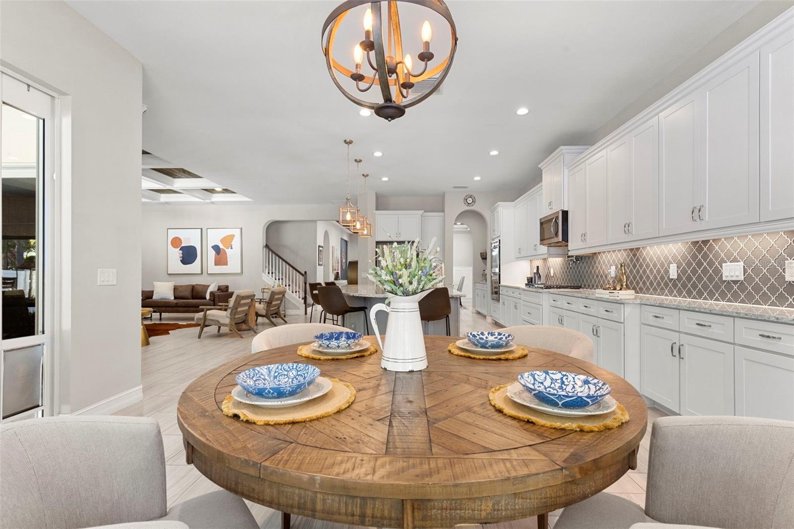 PROMENADE AT LAKE PARK PH - Residential