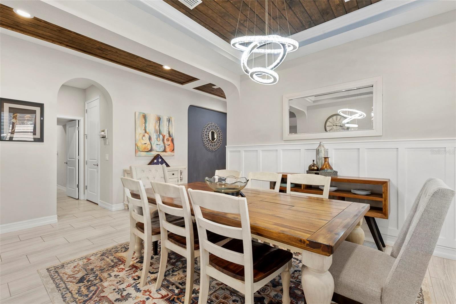PROMENADE AT LAKE PARK PH - Residential