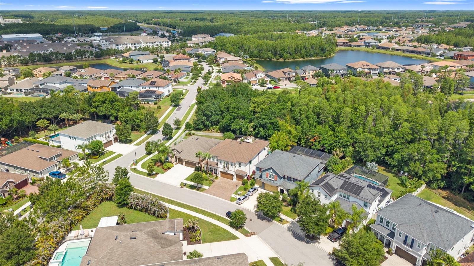 PROMENADE AT LAKE PARK PH - Residential