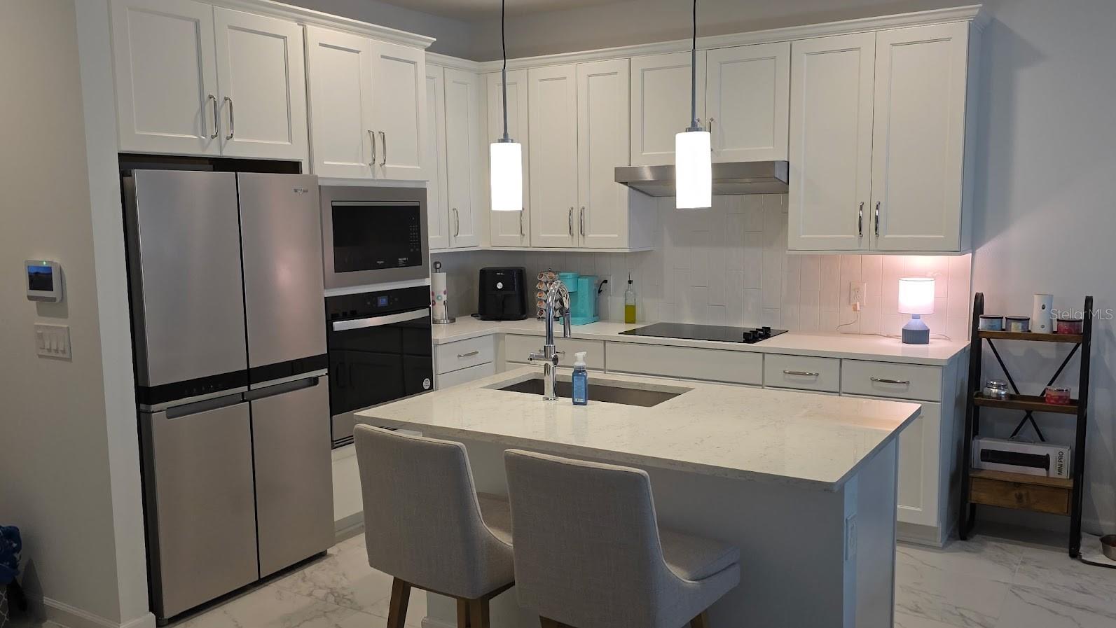 BRONSON PEAK PH 1A - Residential Lease