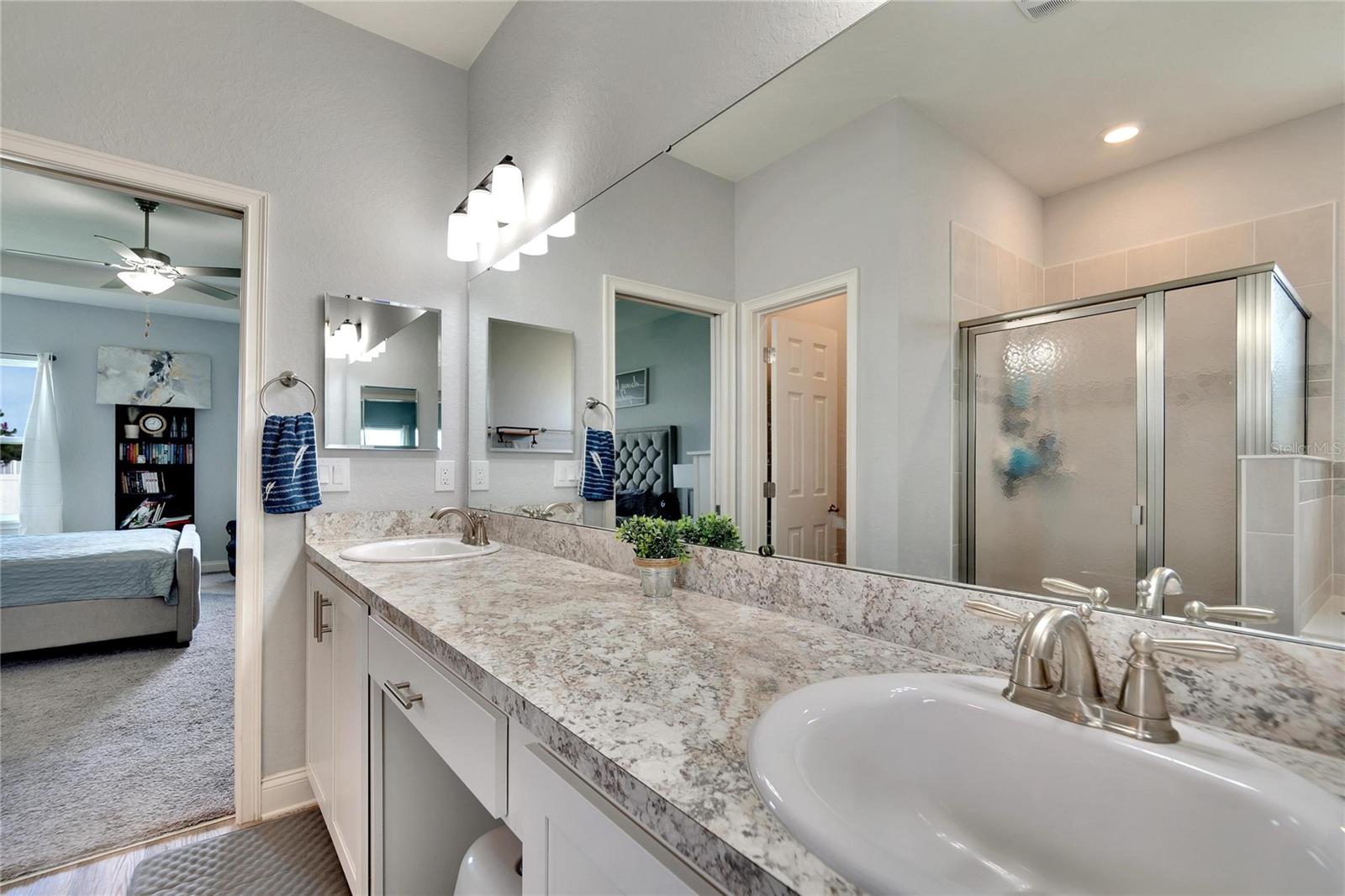 DEVINSHIRE - Residential