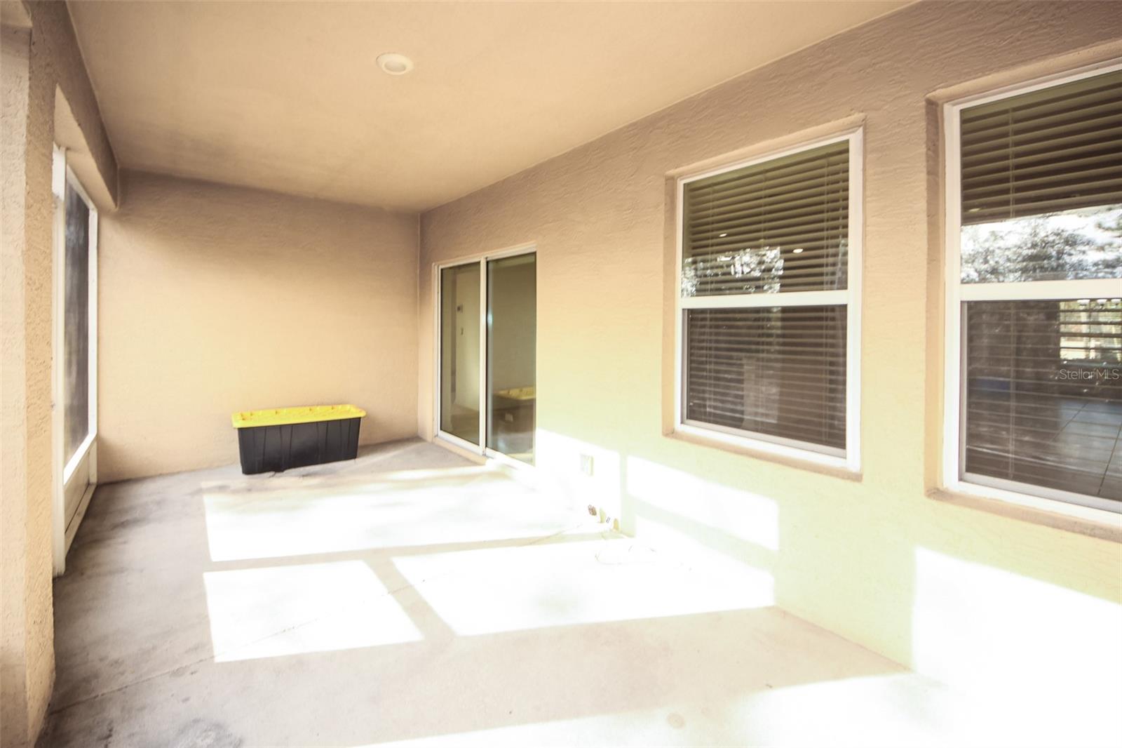 ROYAL HIGHLANDS - Residential Lease