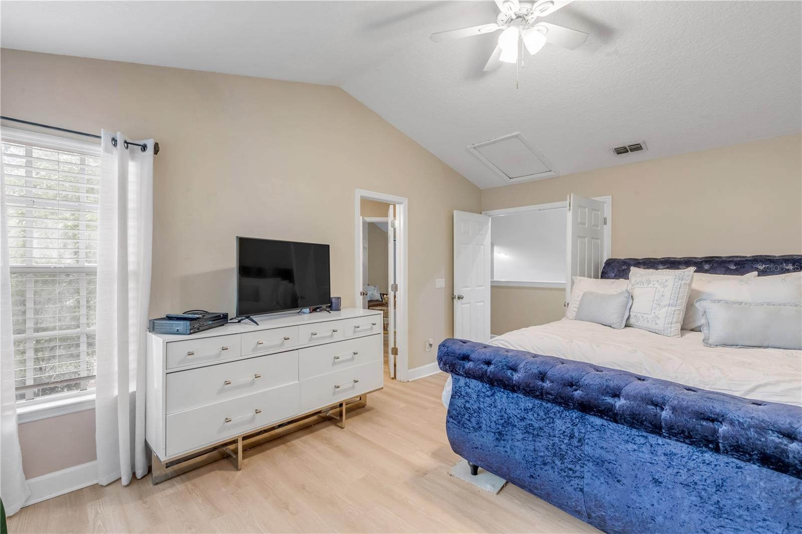 BARCLAY PLACE A CONDO - Residential