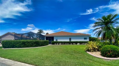 A home in LAKE WALES