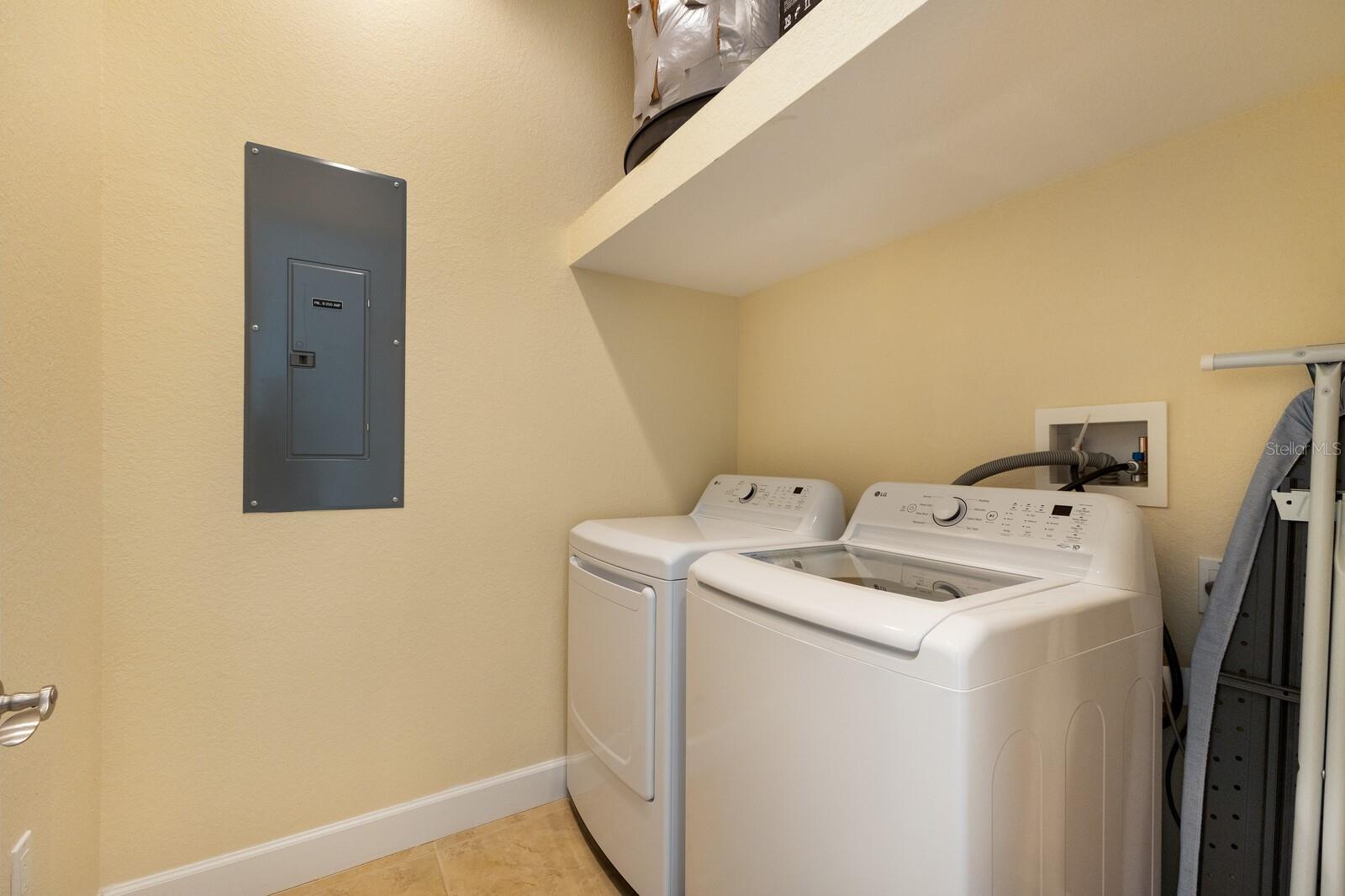 LANDINGS/CORAL CRK - Residential