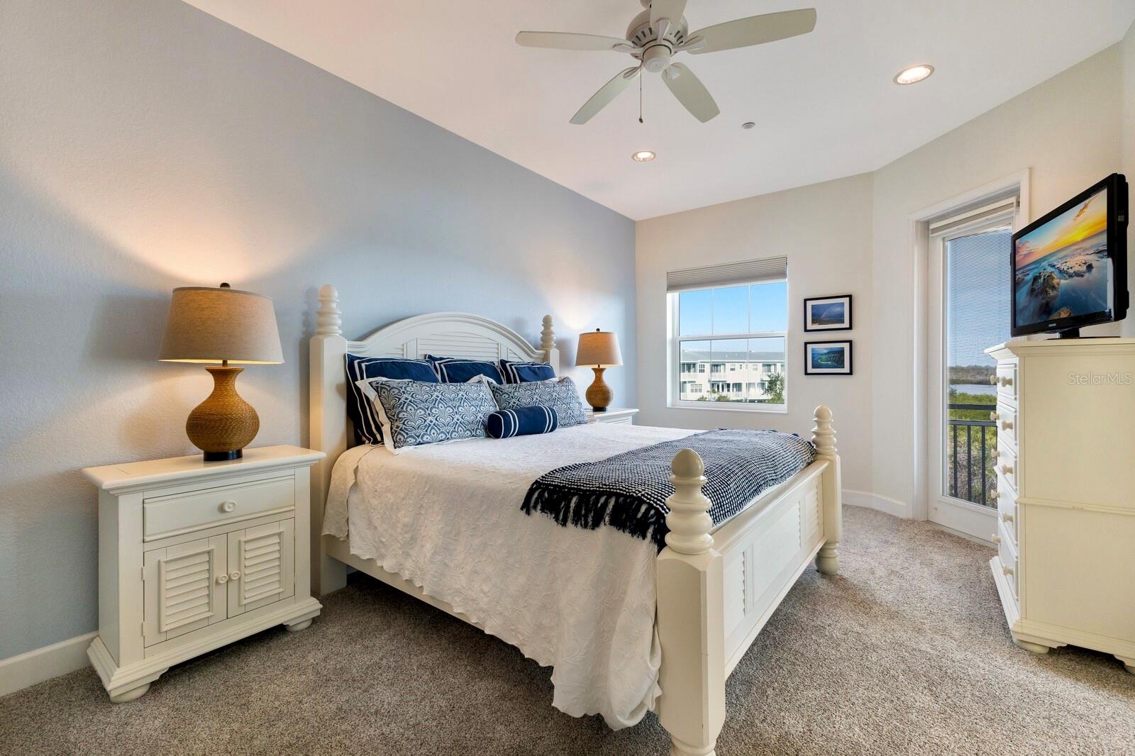 LANDINGS/CORAL CRK - Residential