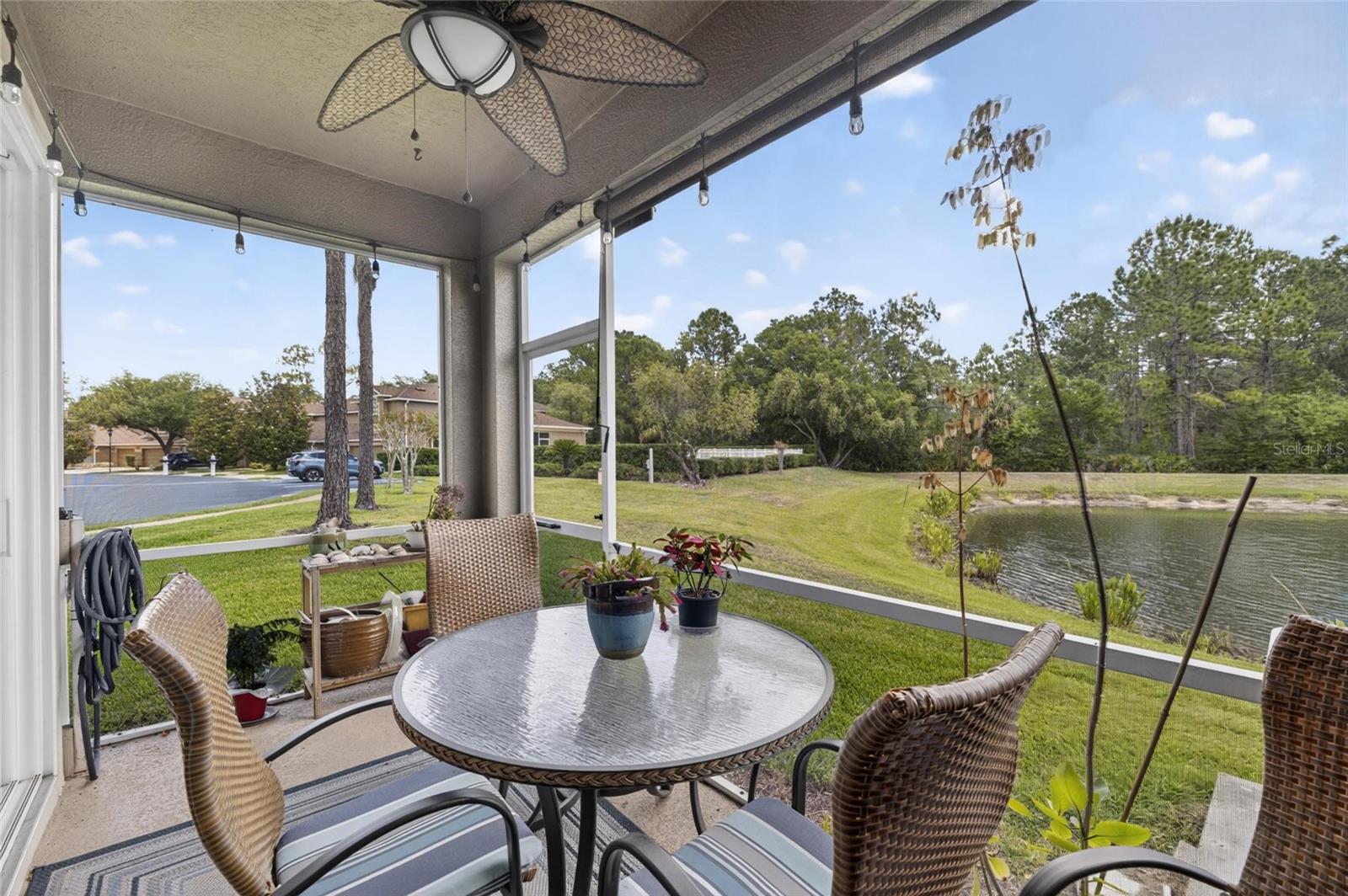THE PROMENADE TWNHMS AT WES - Residential