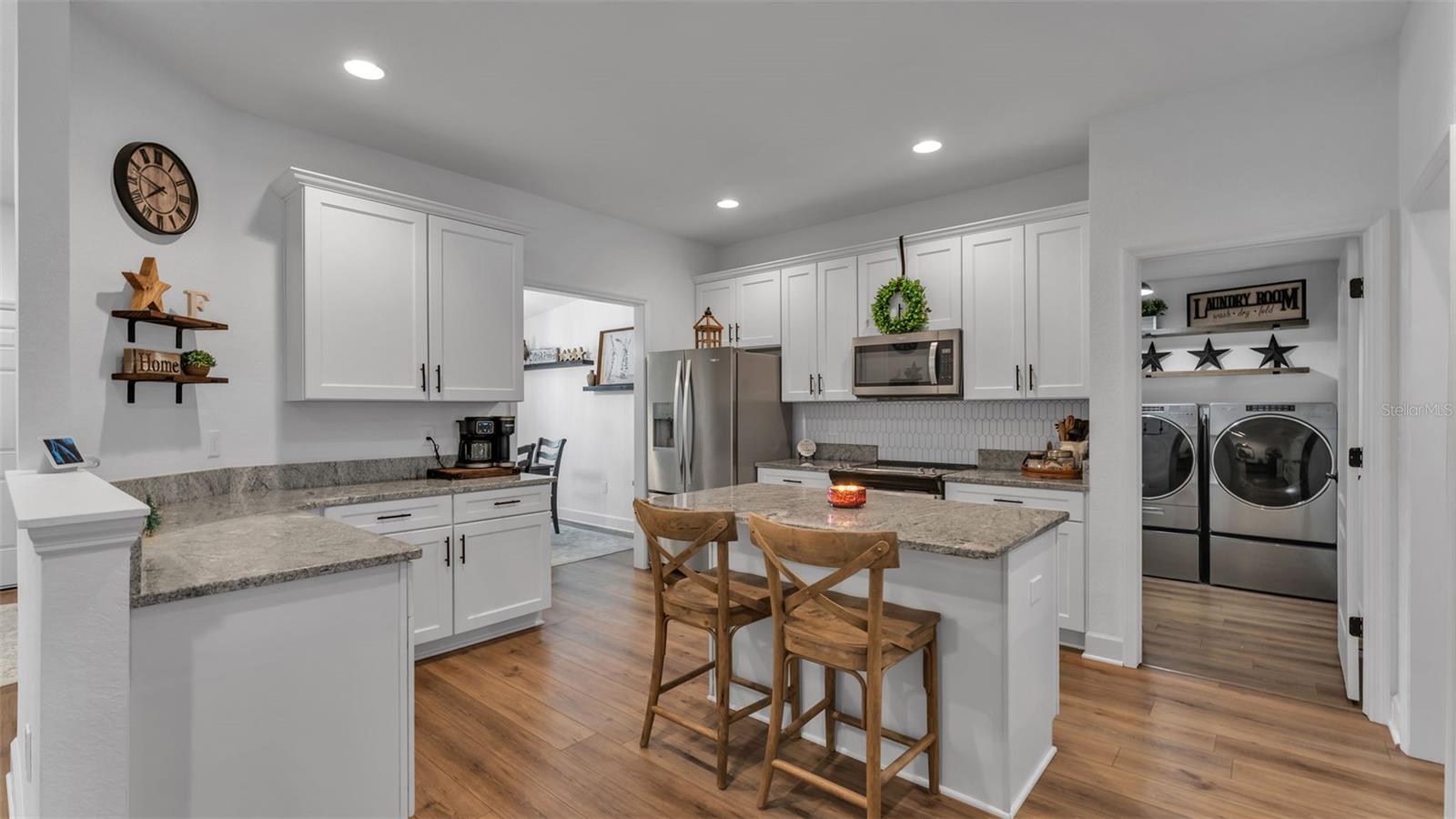 CREEKS XING EAST - Residential