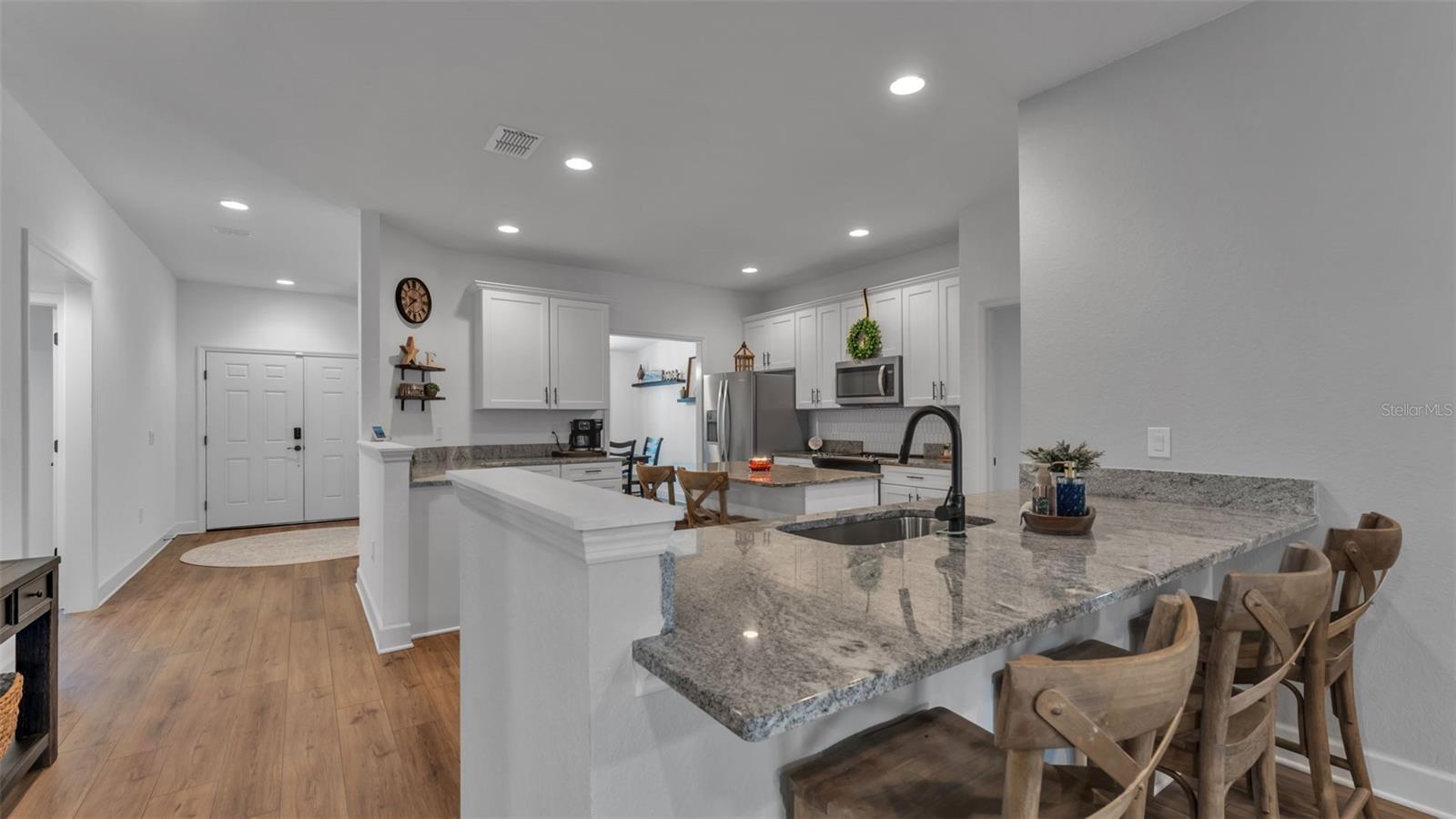 CREEKS XING EAST - Residential