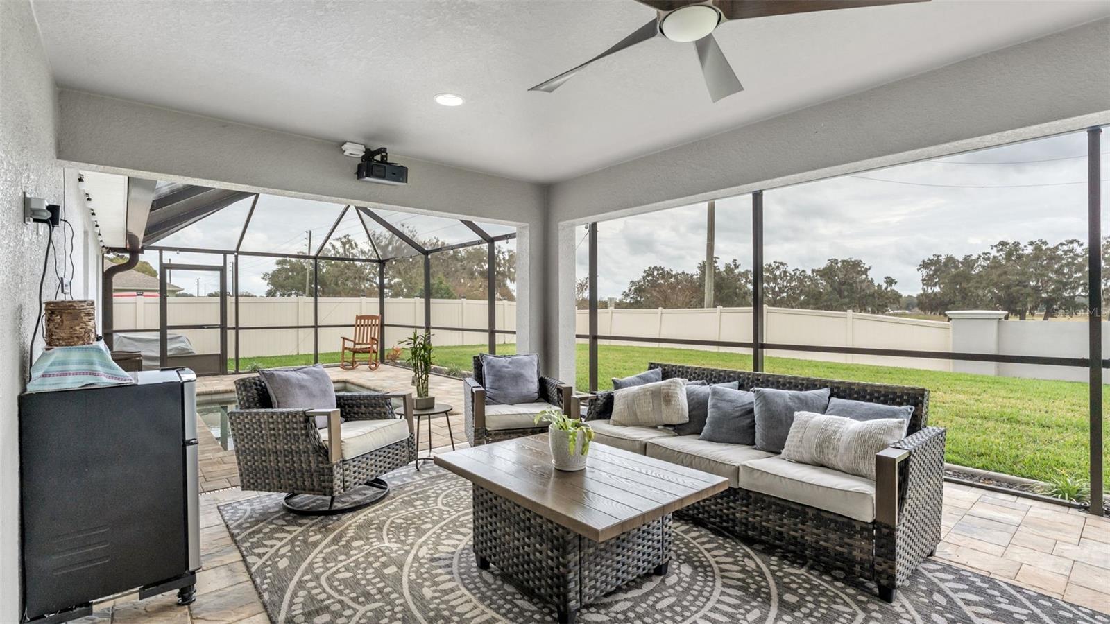 CREEKS XING EAST - Residential