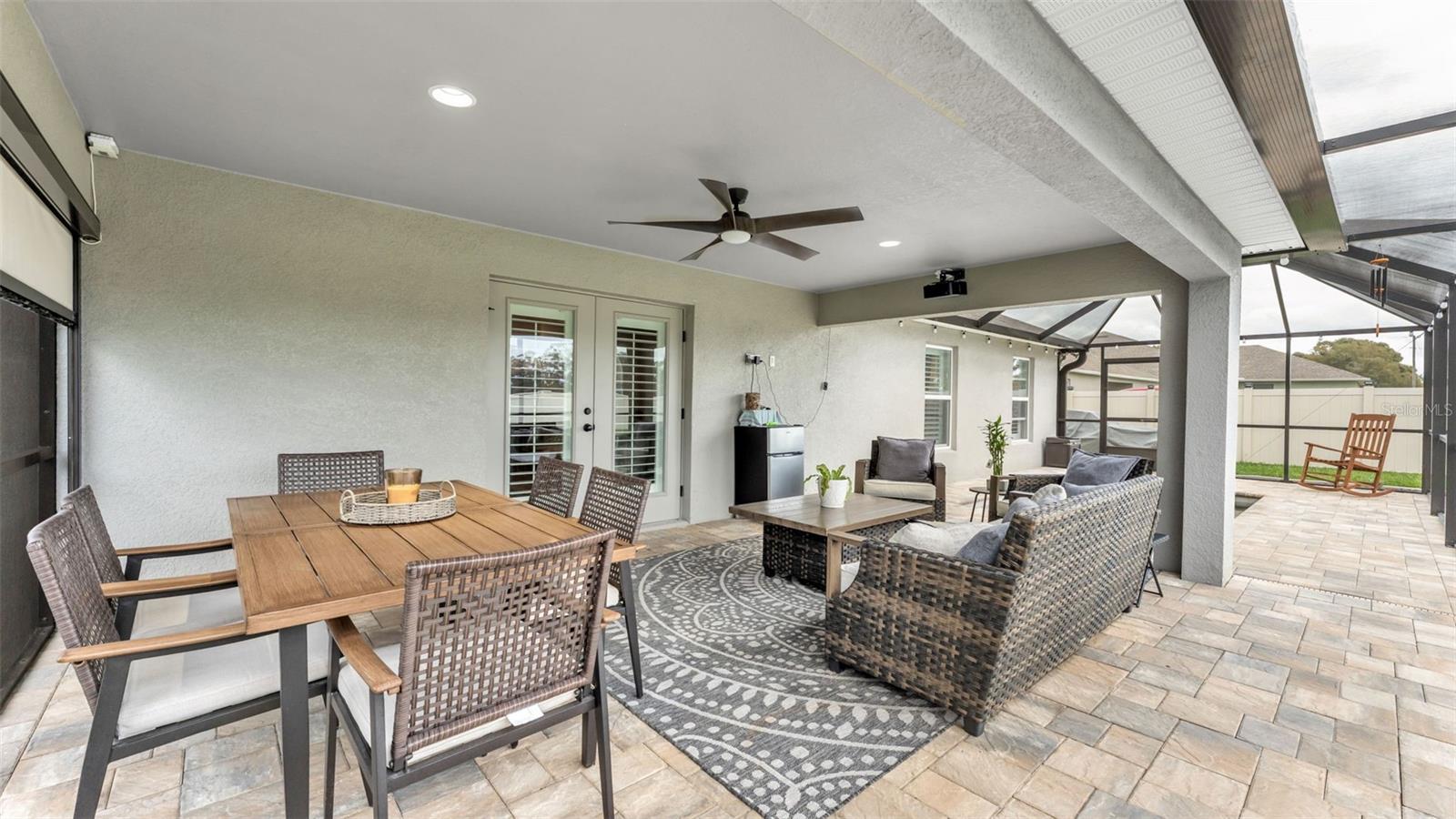 CREEKS XING EAST - Residential